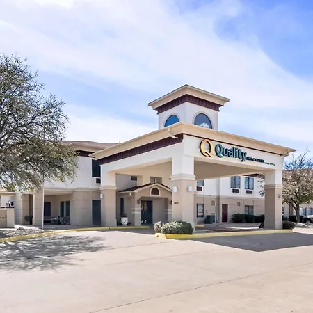 Quality Inn & Suites - Granbury